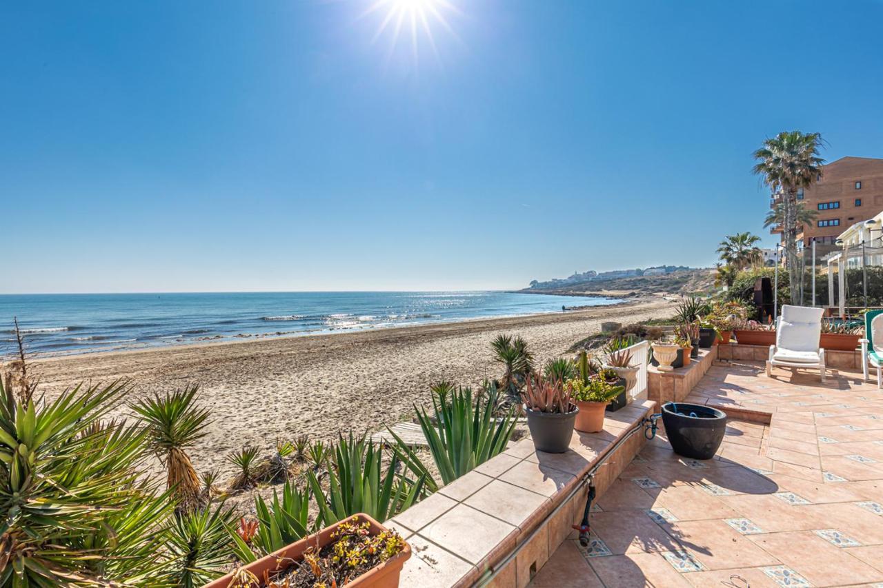 אליקאנטה Beachfront Bliss: Apartamento A Pie De Playa מראה חיצוני תמונה