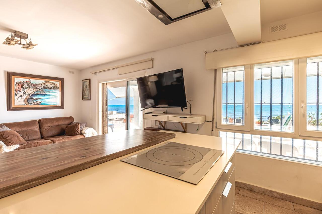 אליקאנטה Beachfront Bliss: Apartamento A Pie De Playa מראה חיצוני תמונה